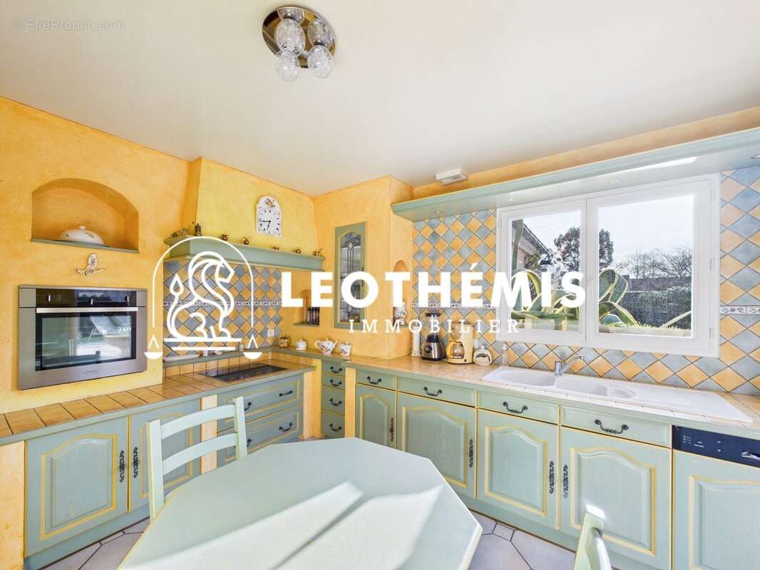 Maison à LES MATHES