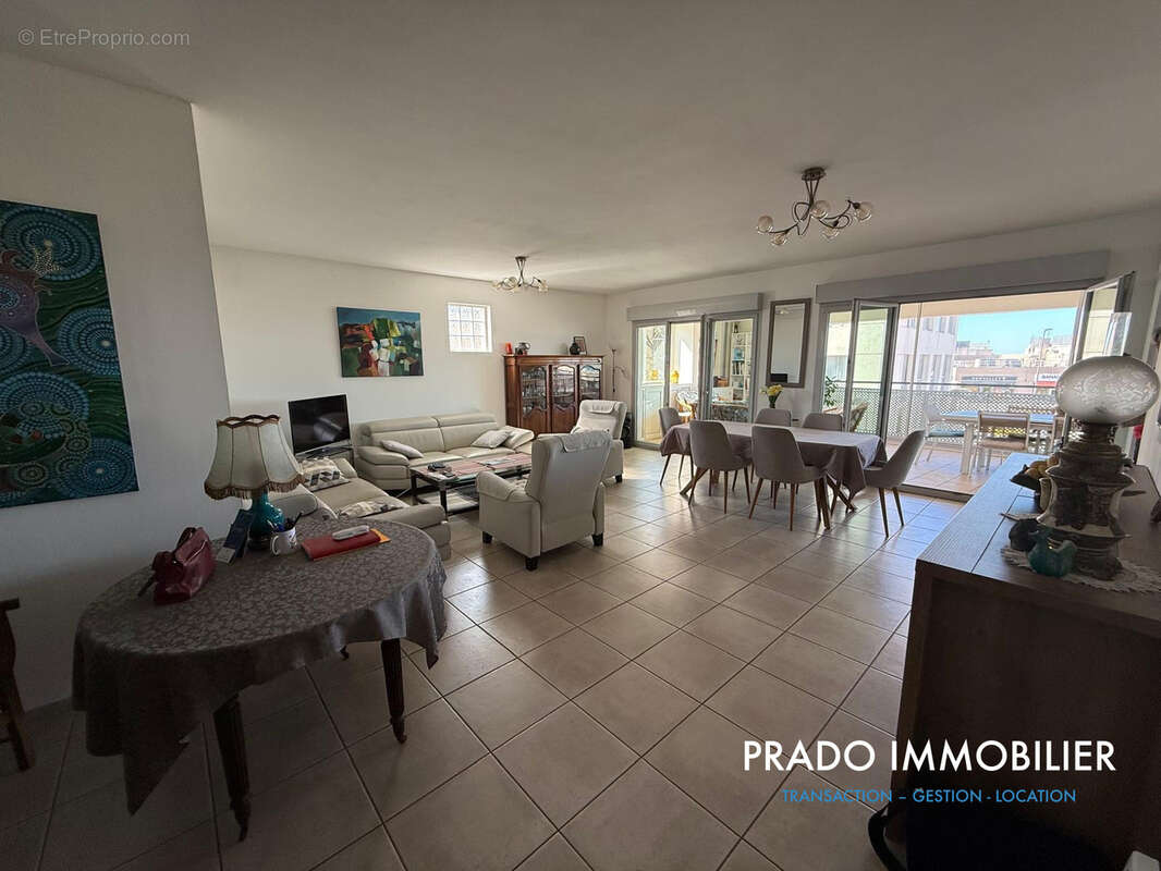 Appartement à MARSEILLE-8E