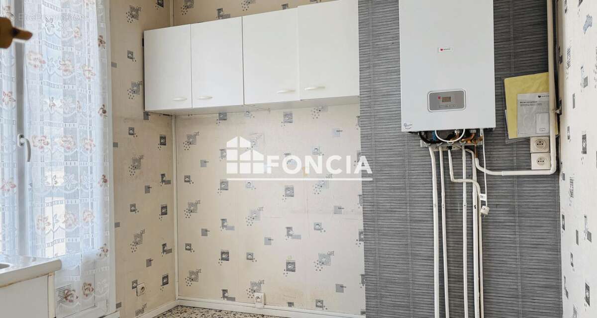 Appartement à SAINT-MARTIN-D'HERES