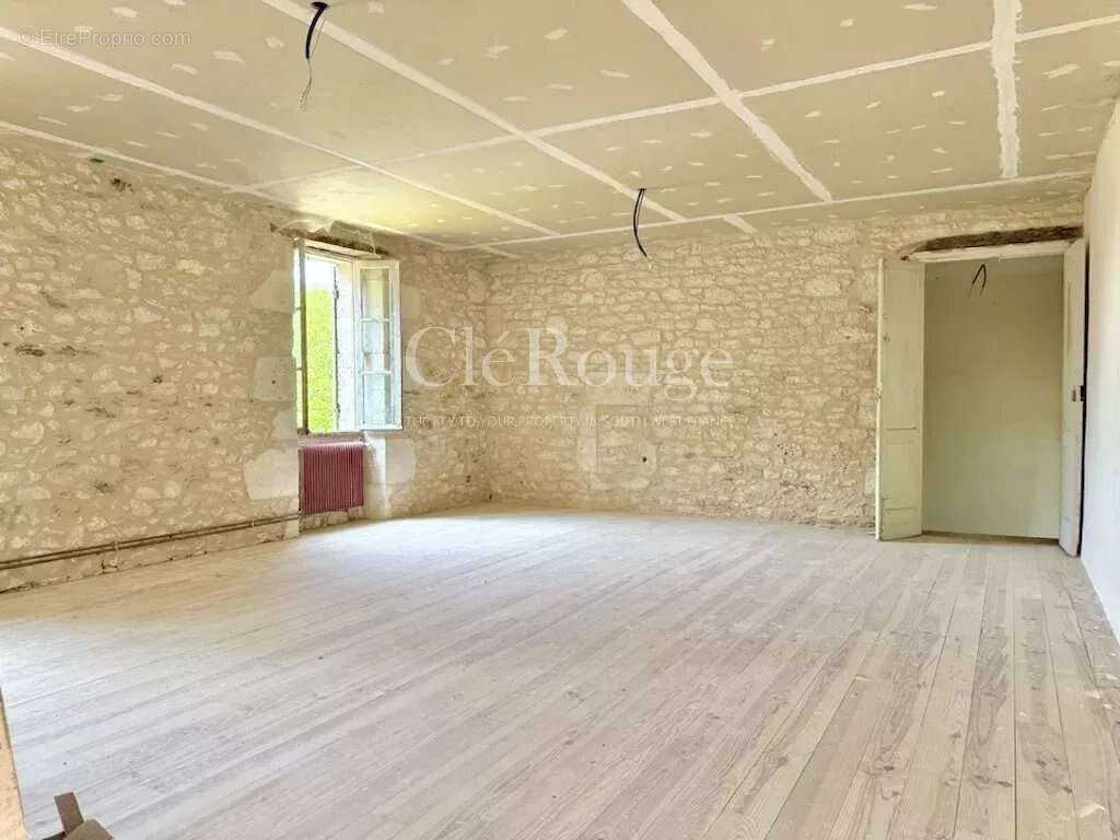 Maison à GENSAC