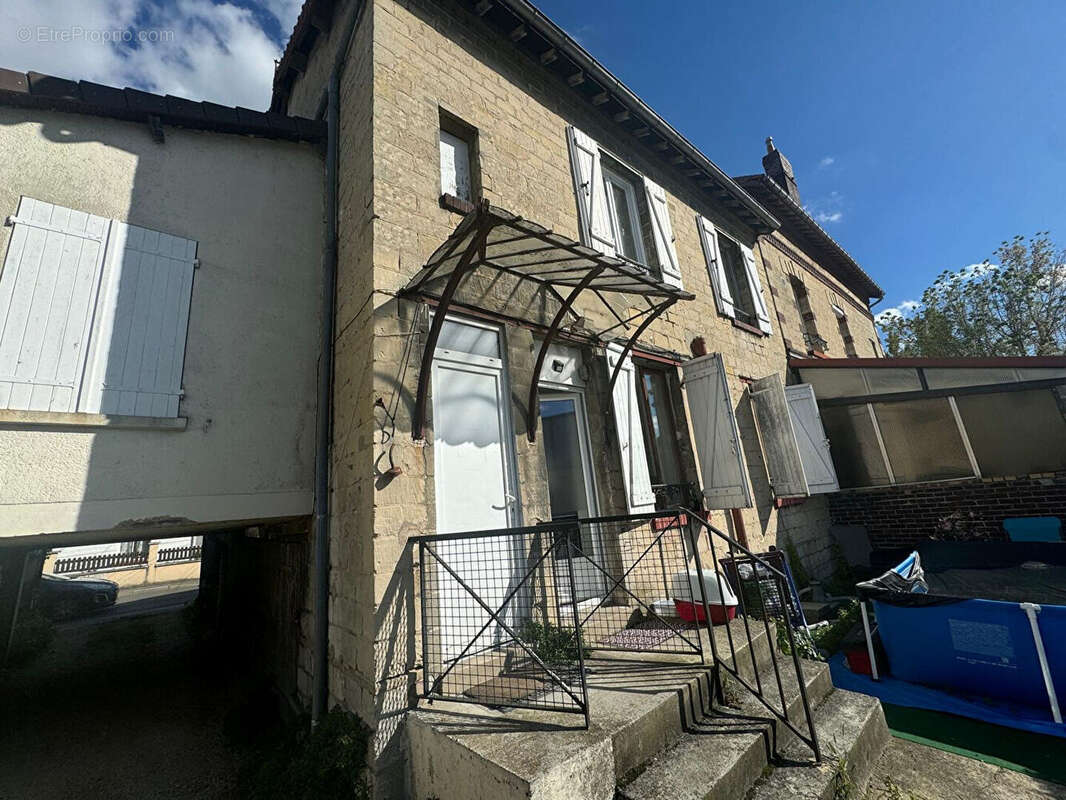 Appartement à PERSAN