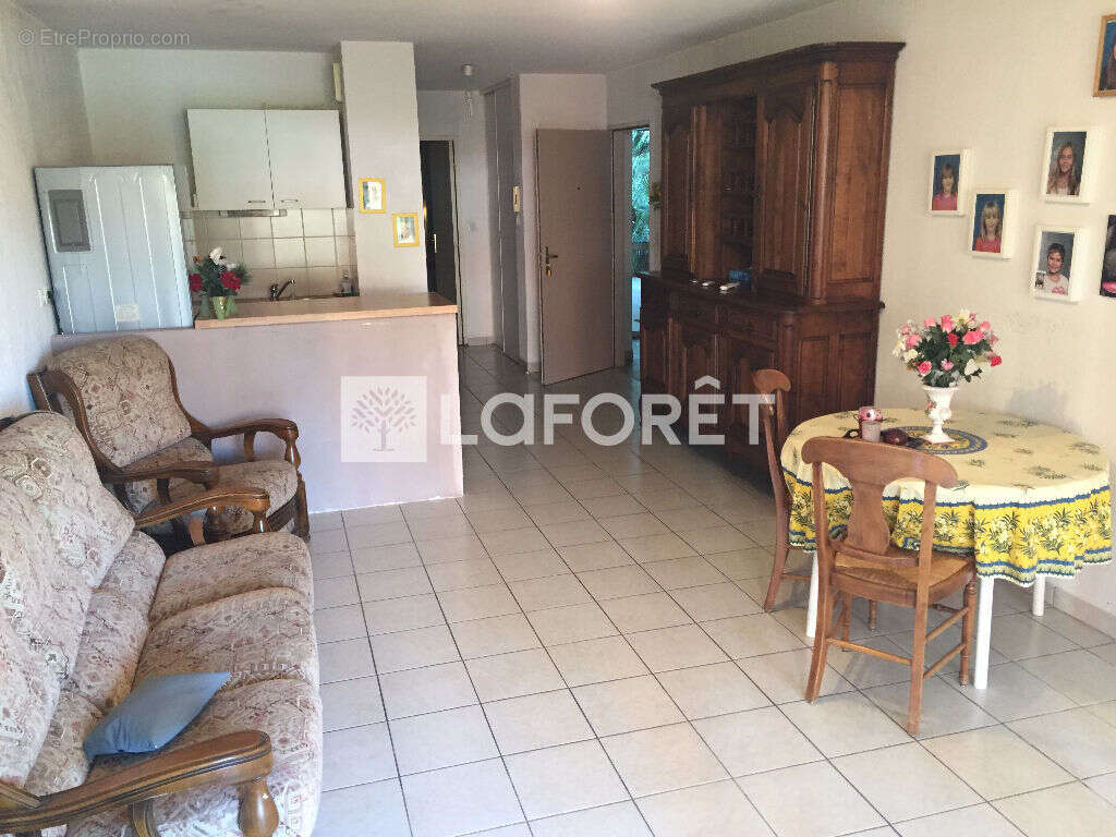 Appartement à LATTES