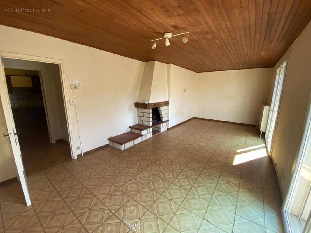 Maison familiale au calme avec potentiel à développer - photo 6