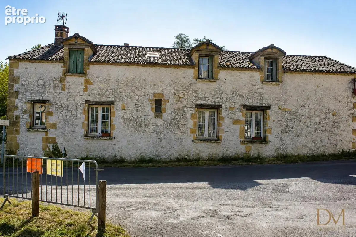 Maison à FAUX