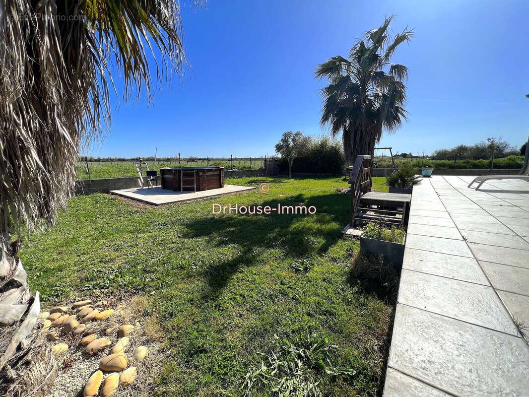 Maison 142 m² à Saint-Laurent-D'aigouze  - photo 2