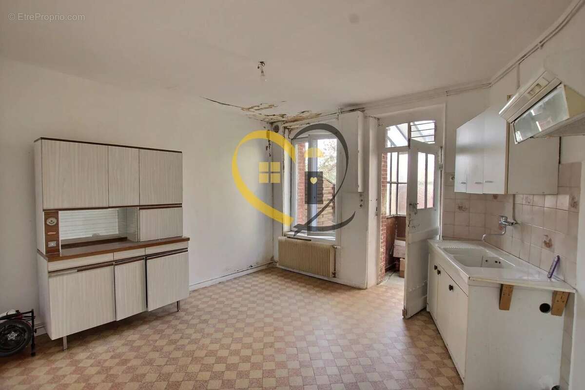 Maison à AUBIGNY-SUR-NERE