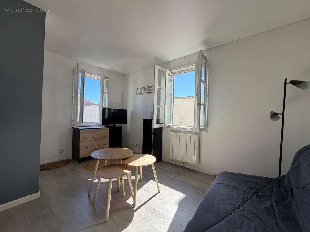 Appartement à SAINT-MARTIN-DE-RE