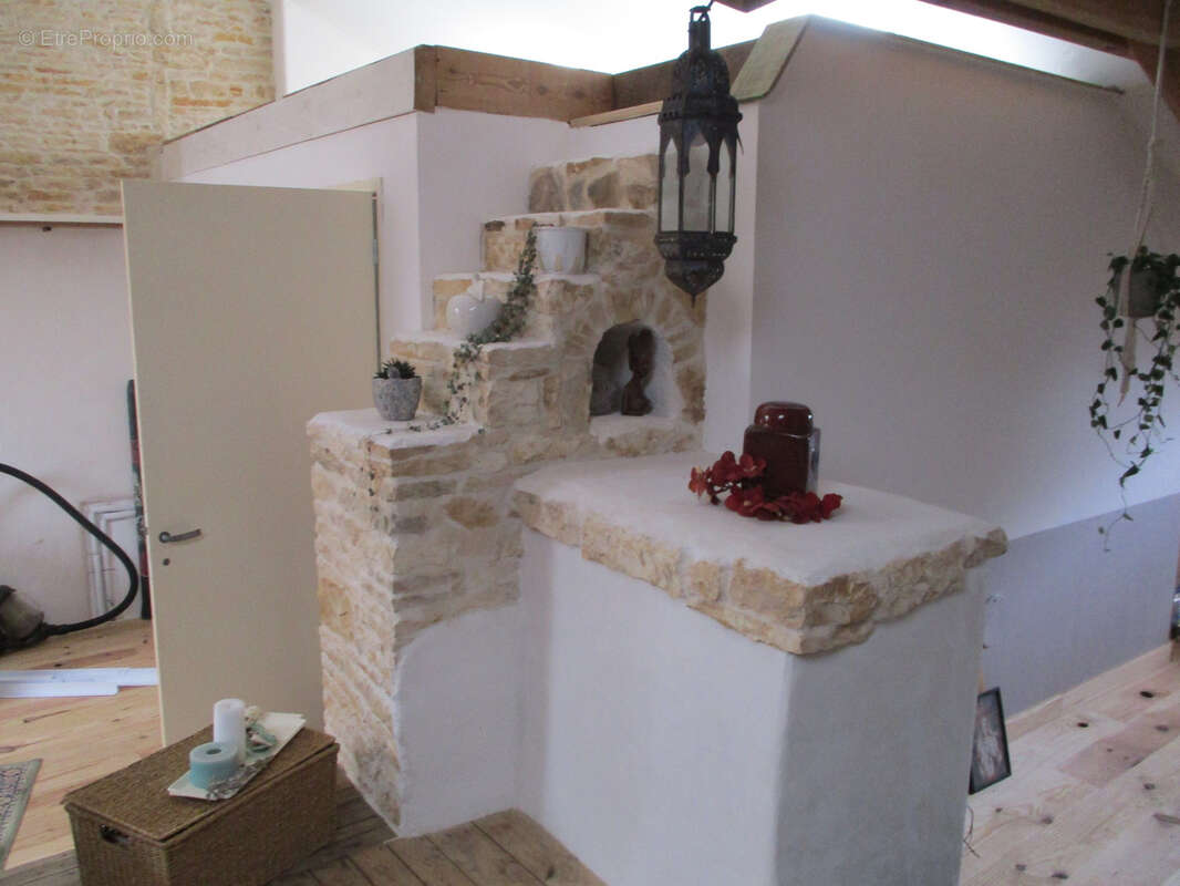 Maison à ROM