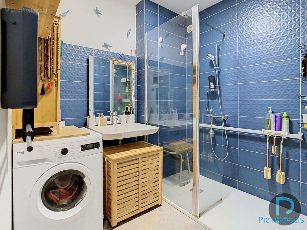 salle d eau PMR
