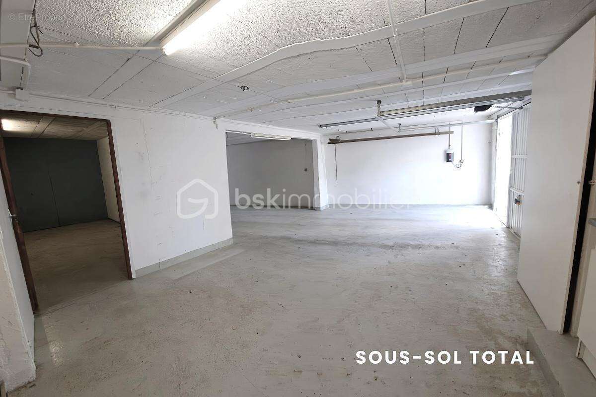 Maison à VAUX-SUR-SEINE