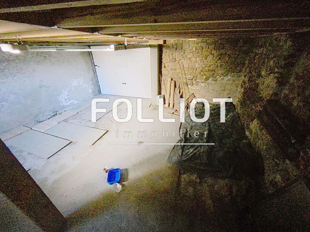 Parking à COUTANCES