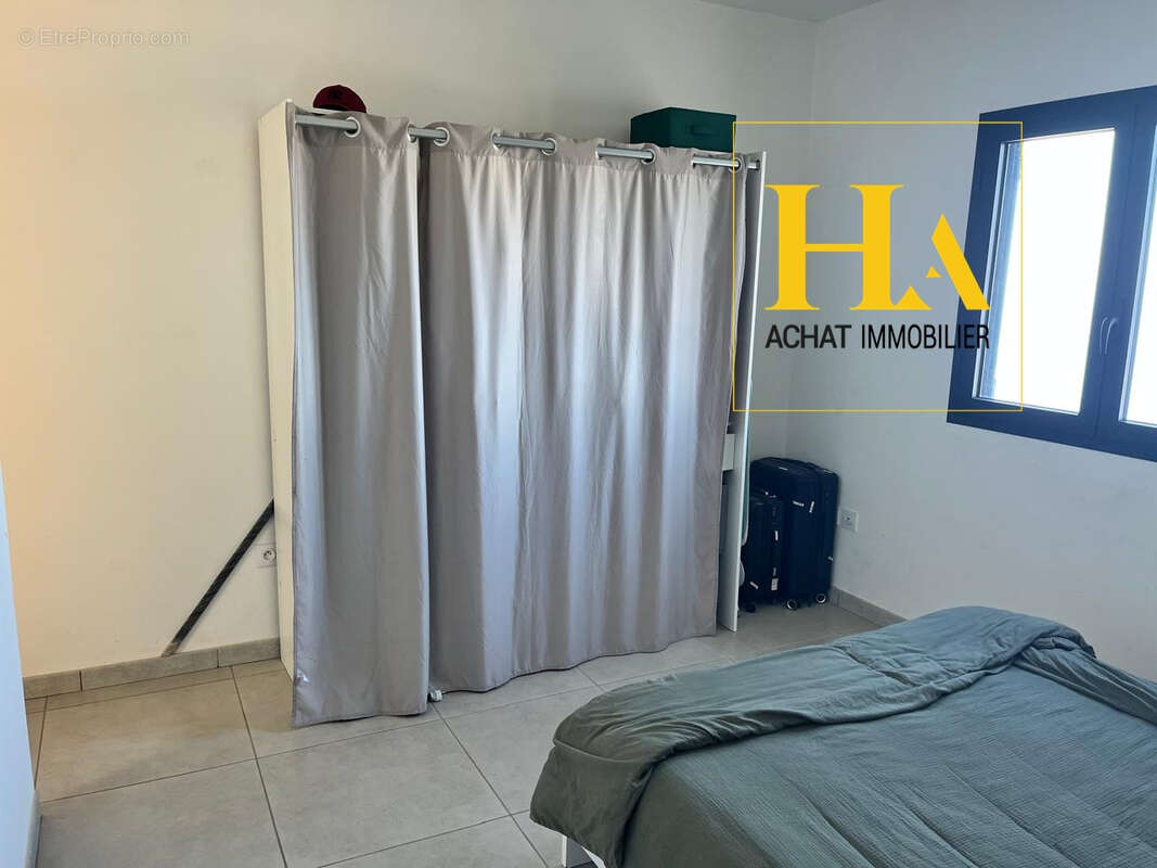 Maison à LES TROIS-BASSINS