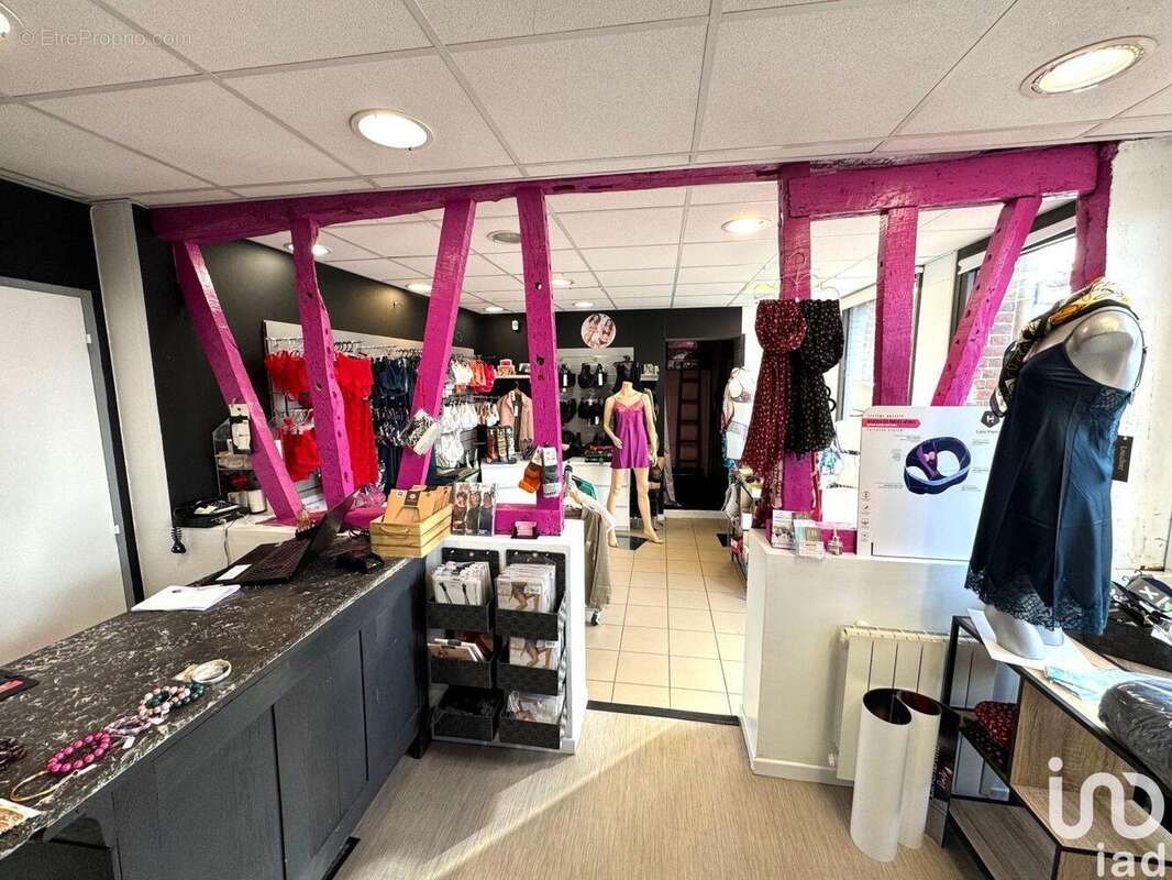 Photo 2 - Commerce à BOURG-ACHARD