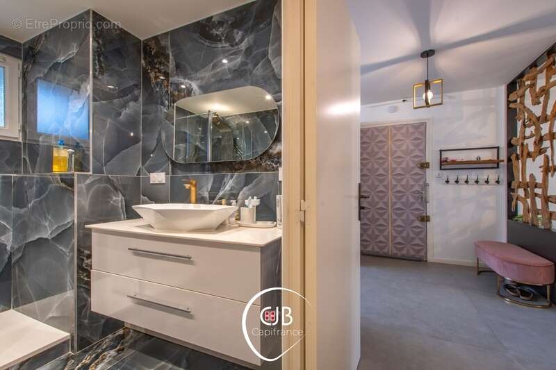 Appartement à BARBERAZ