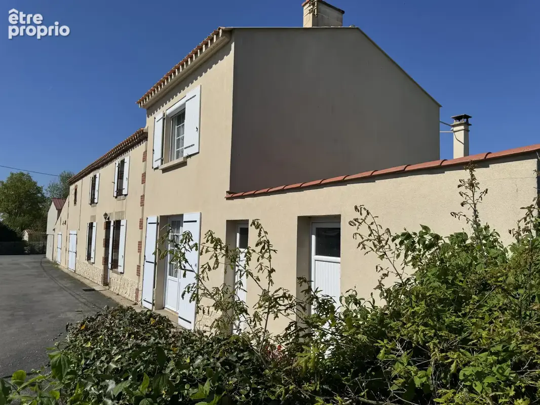 Maison à AIZENAY