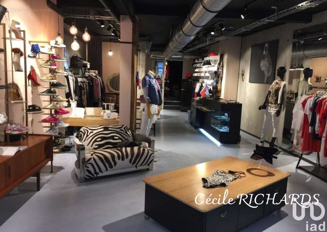 Photo 4 - Commerce à SANARY-SUR-MER