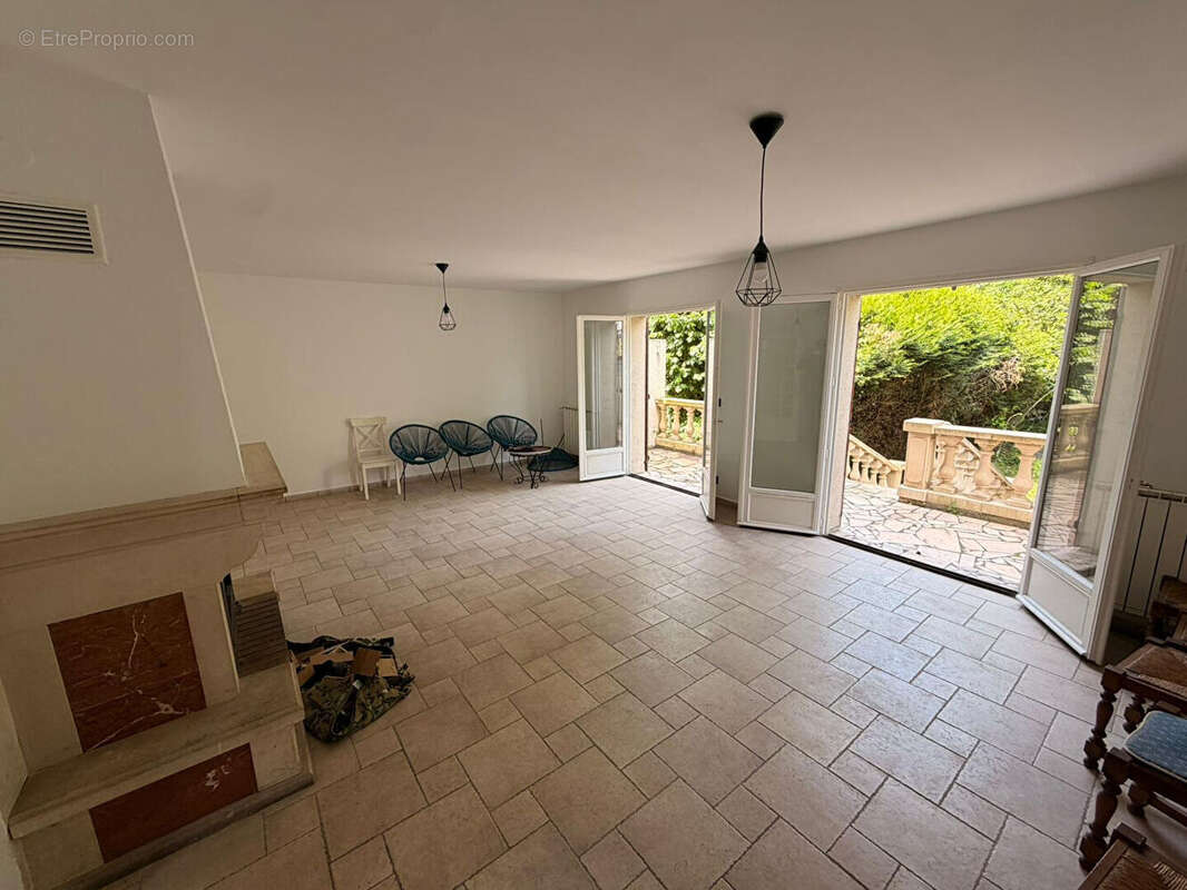 Maison à AULNAY-SOUS-BOIS