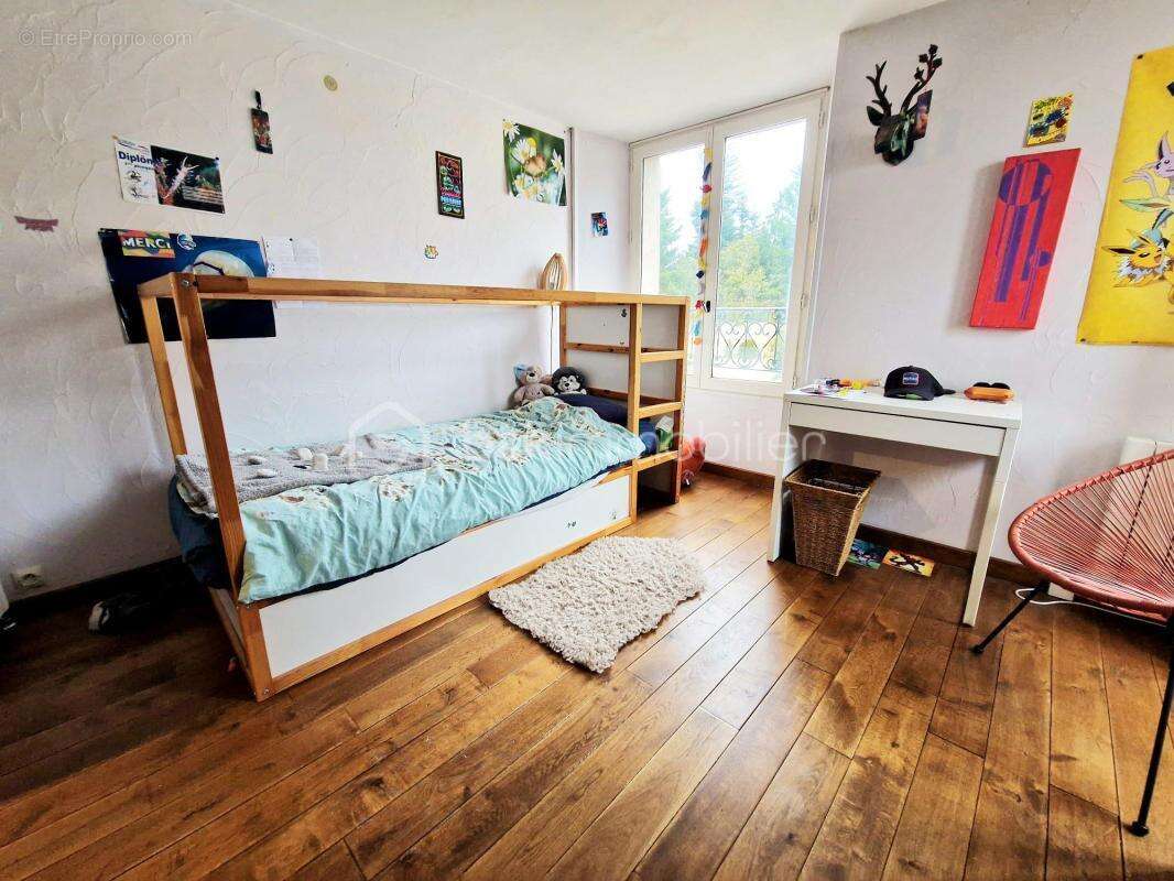 Maison à BAZAINVILLE