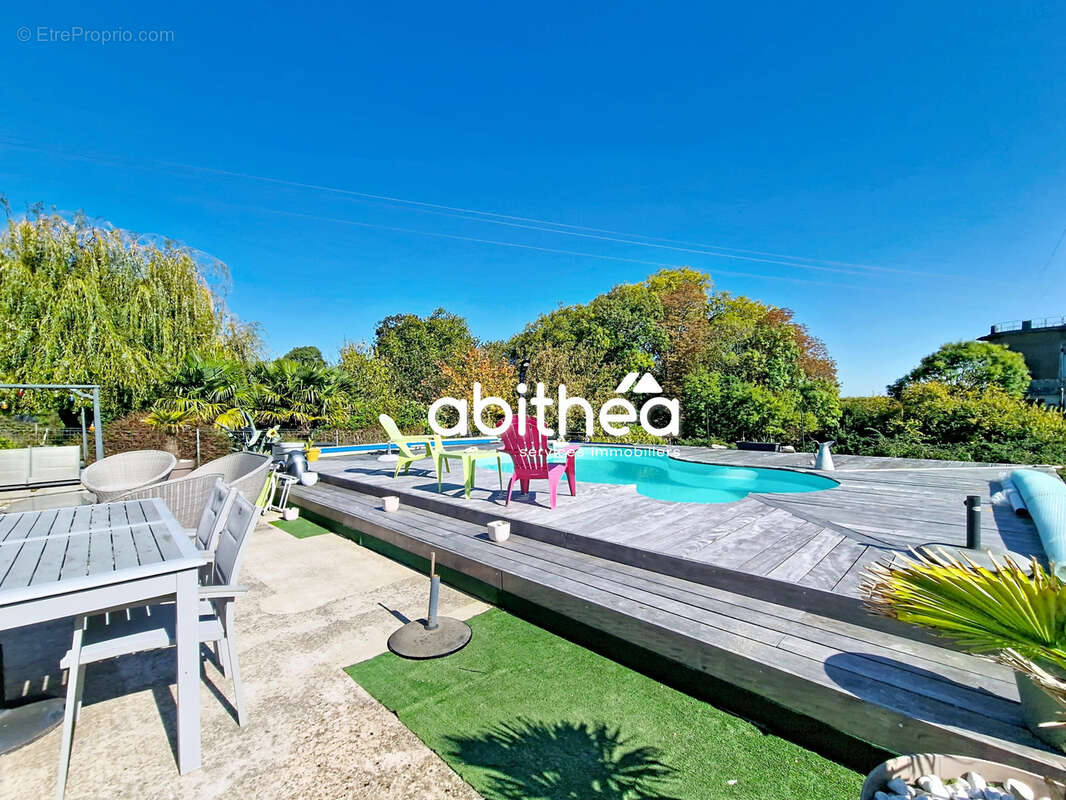 Maison de plain-pied 106 m2   2 chambres + bureau   Piscine   Garage 30 m2   Terrain 1 019 m2   Mortagne-sur-G - photo 7