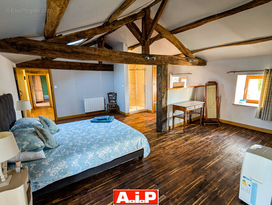 Maison à LA FORET-SUR-SEVRE