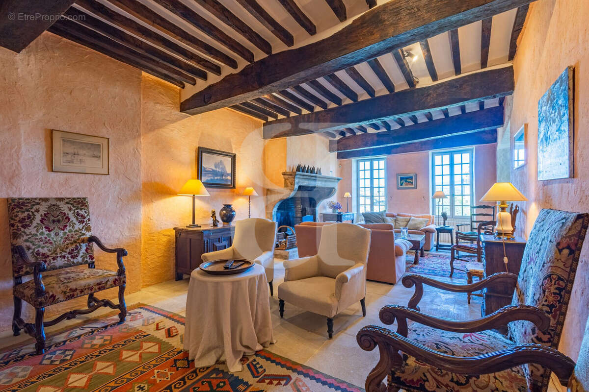 Maison à VAISON-LA-ROMAINE