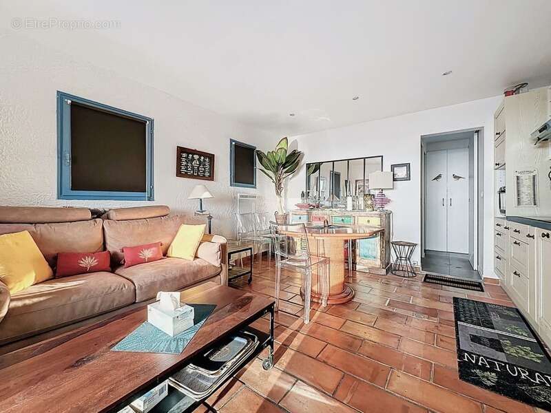 Appartement à GRIMAUD