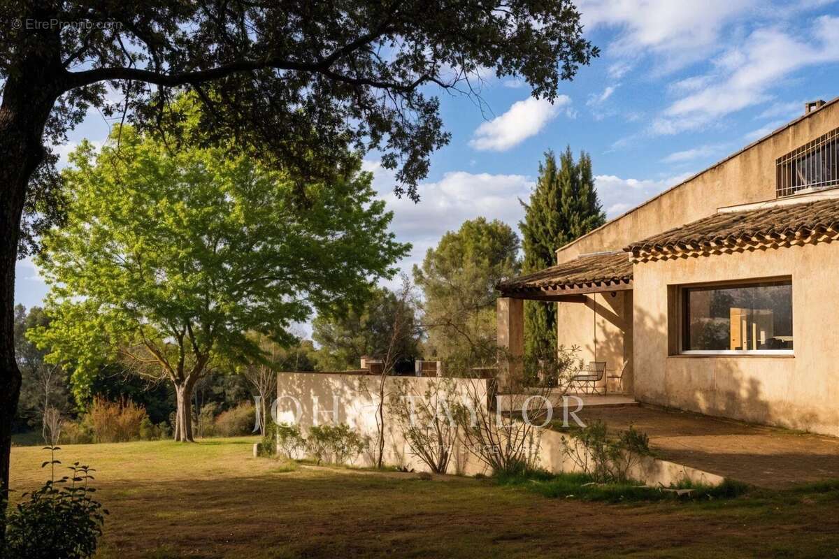 Maison à AIX-EN-PROVENCE