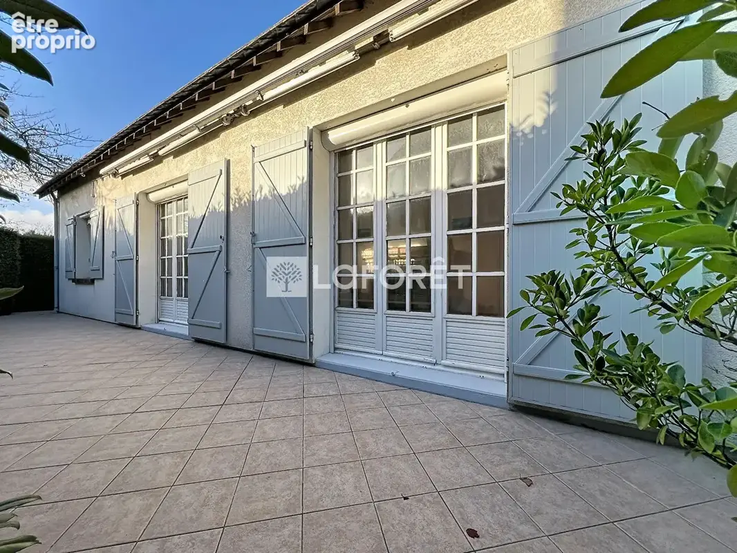 Maison à Lèves - 4 chambres - photo 1