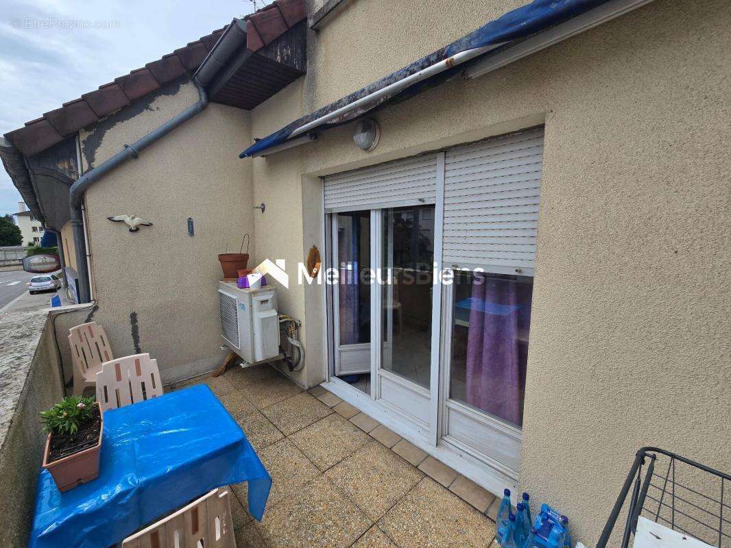 Appartement à AUXONNE