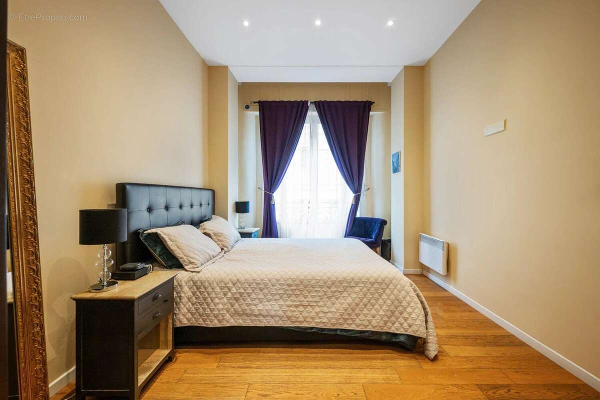 Appartement à BEAUSOLEIL