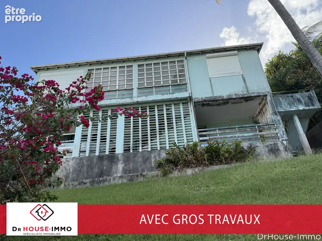 Maison 12 pièces 225 m² à vendre à Sainte-Anne (97180) - photo 1