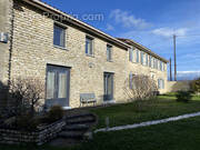 Maison à ROULLET-SAINT-ESTEPHE