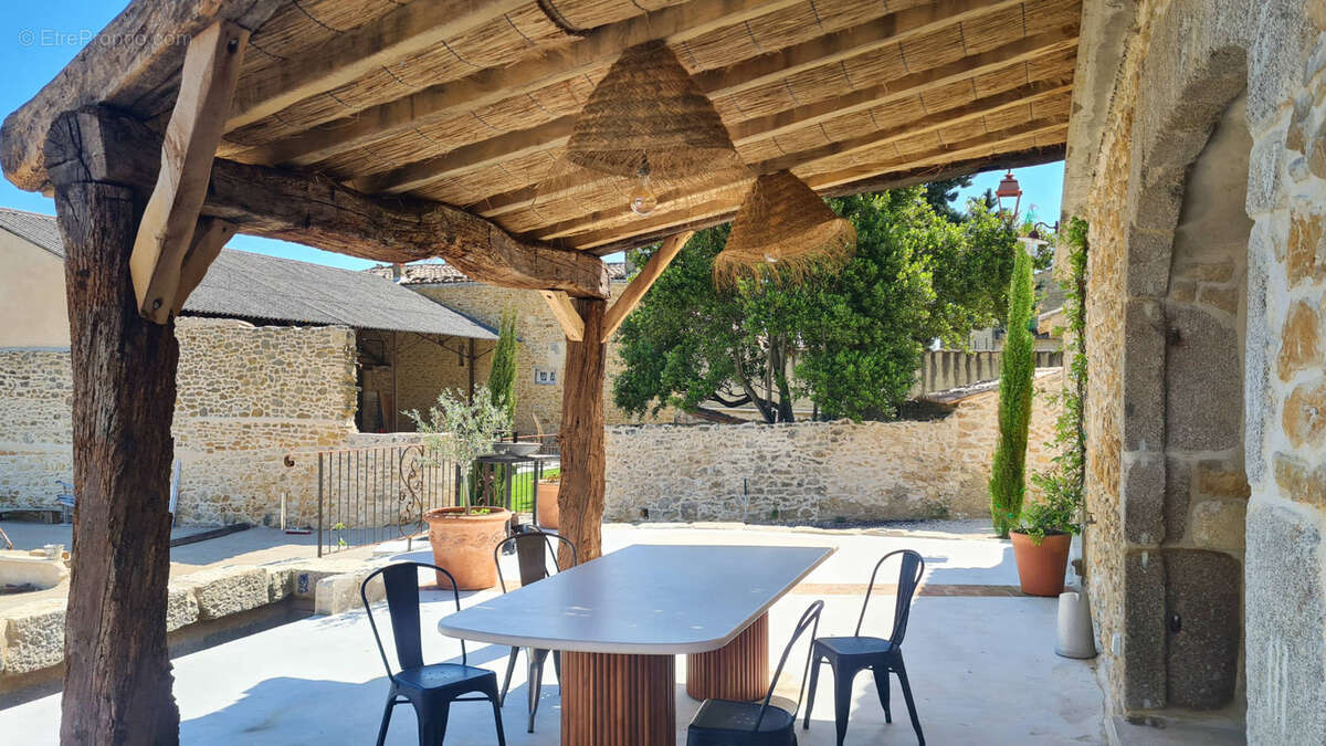 Maison à UZES