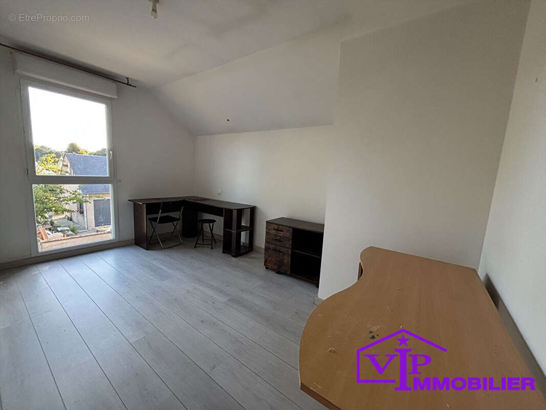 Maison Franqueville Saint Pierre 5 pièce(s) 96 m2 - photo 5