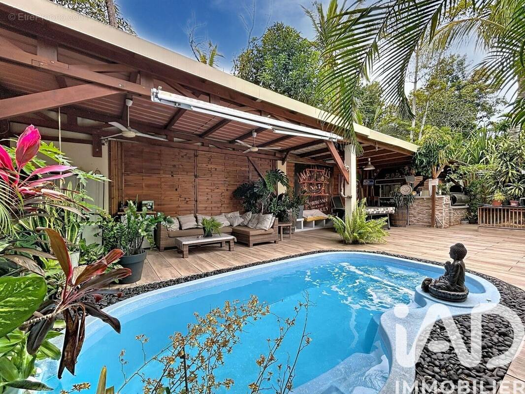 Photo 1 - Maison à SAINT-DENIS