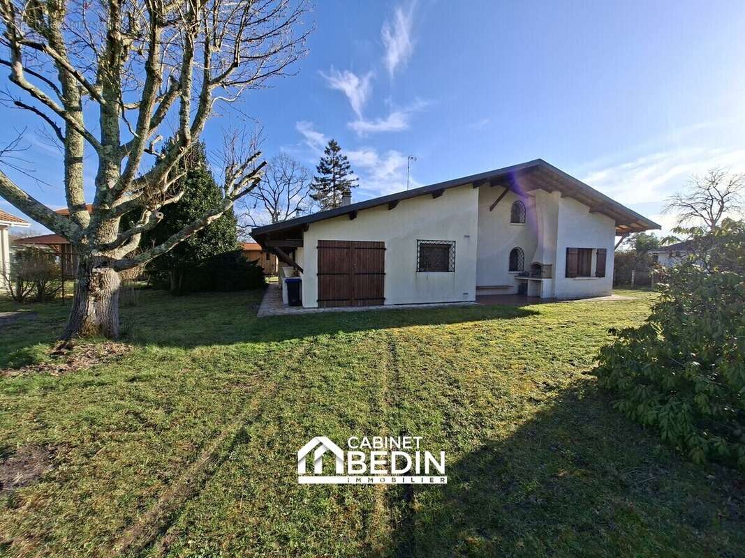 Maison à ARES