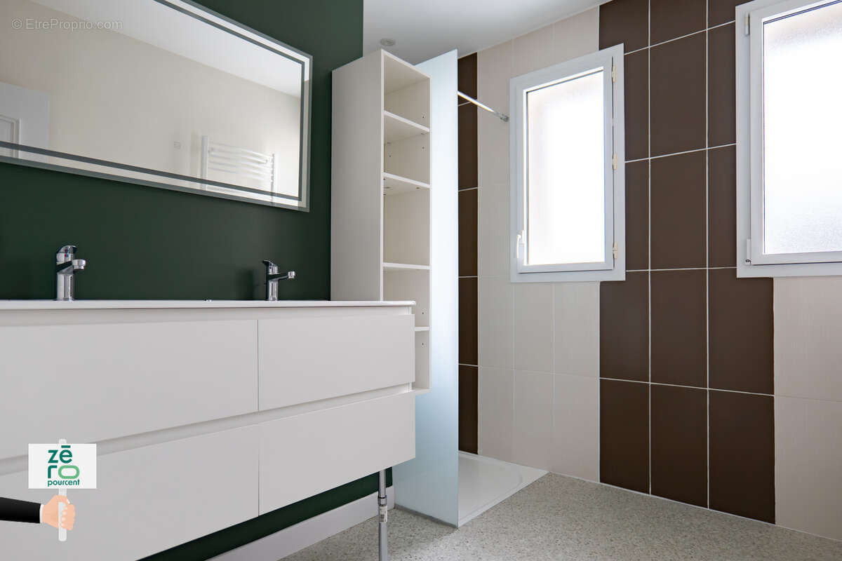 Maison à LES HERBIERS