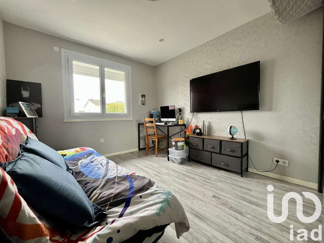 Photo 8 - Maison à MONTCEAU-LES-MINES