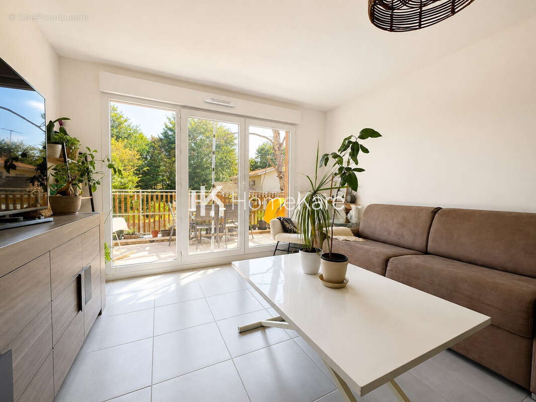 Appartement 68 m² à Carbon-Blanc  - photo 3