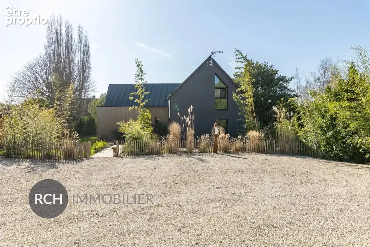 Belle maison d'architecte nichée dans un environnement privilégié - photo 21