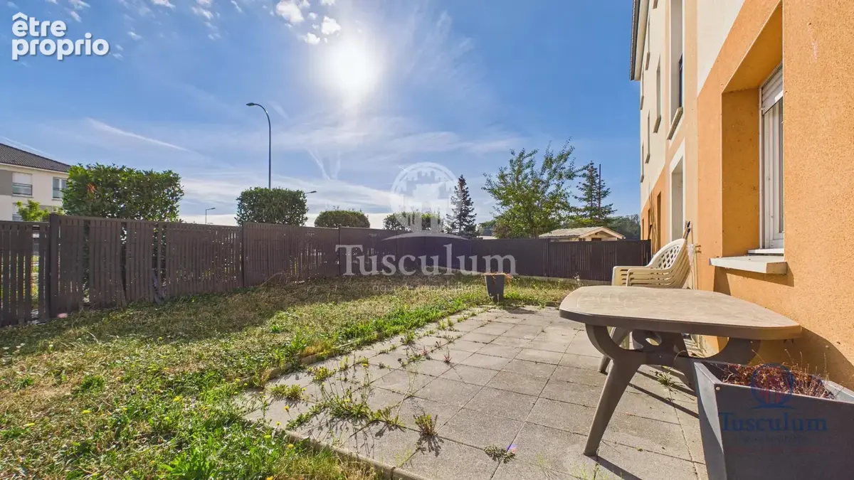 Guenange Appartement T2 avec jardin parking - photo 7