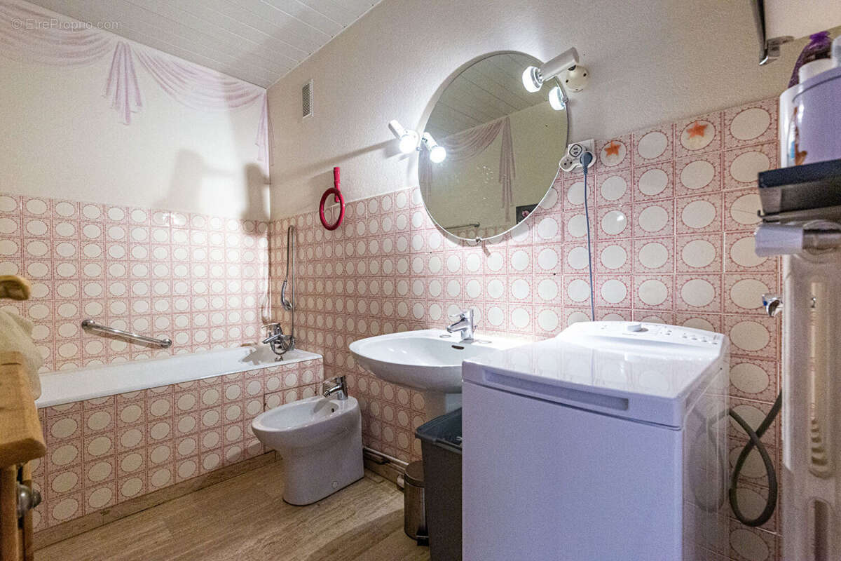 Agence immobiliere laforet  - co-exclusivite - "cyathea" - annecy - appartement t4 80,72 m²  - balcon - cave - garage en option  - photo 9