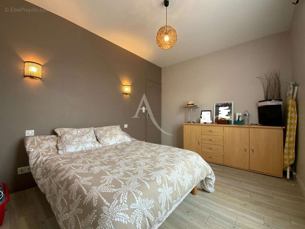 Maison à SAINT-SAVINIEN