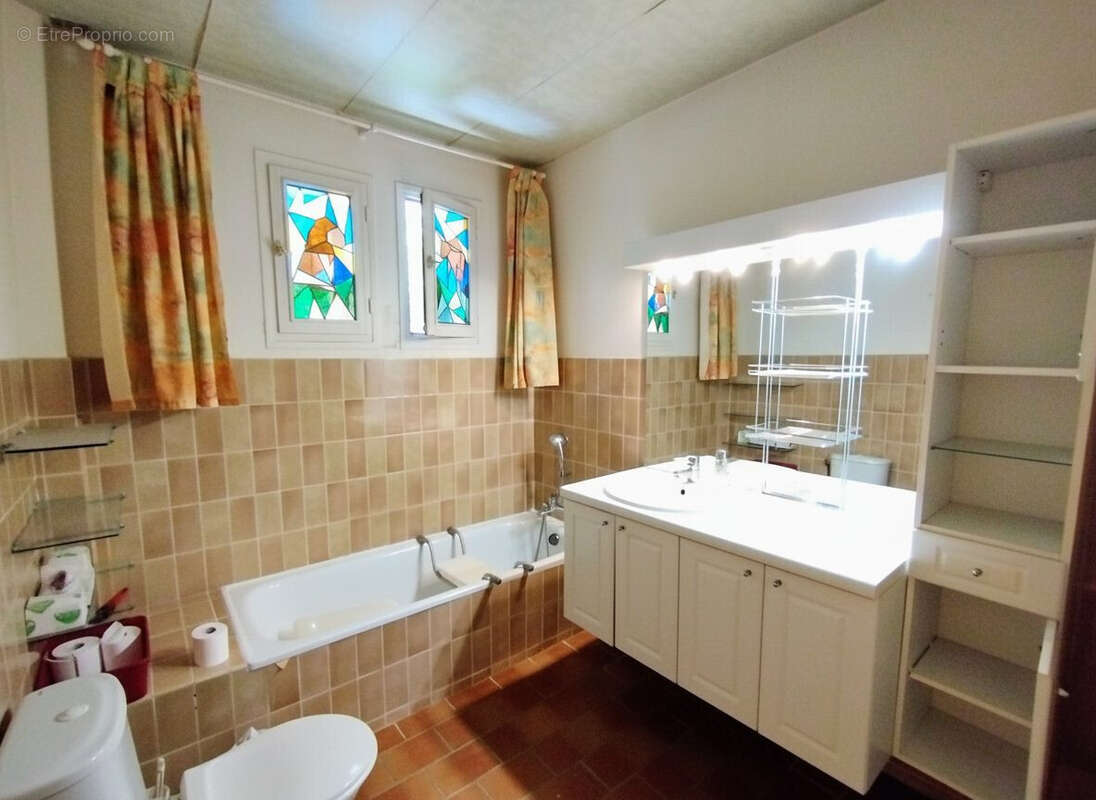 Maison 270 m² à Apremont  - photo 4