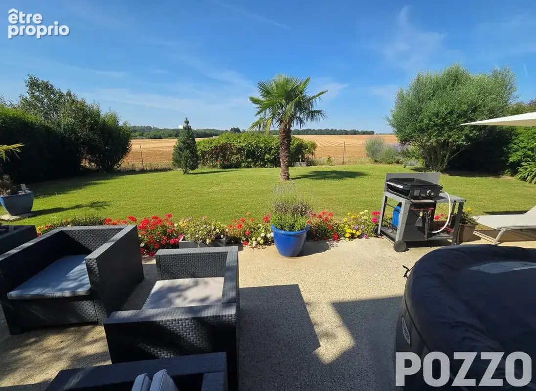 A vendre Maison recente de 8 pp située à Biéville Beuville 14112 - photo 4