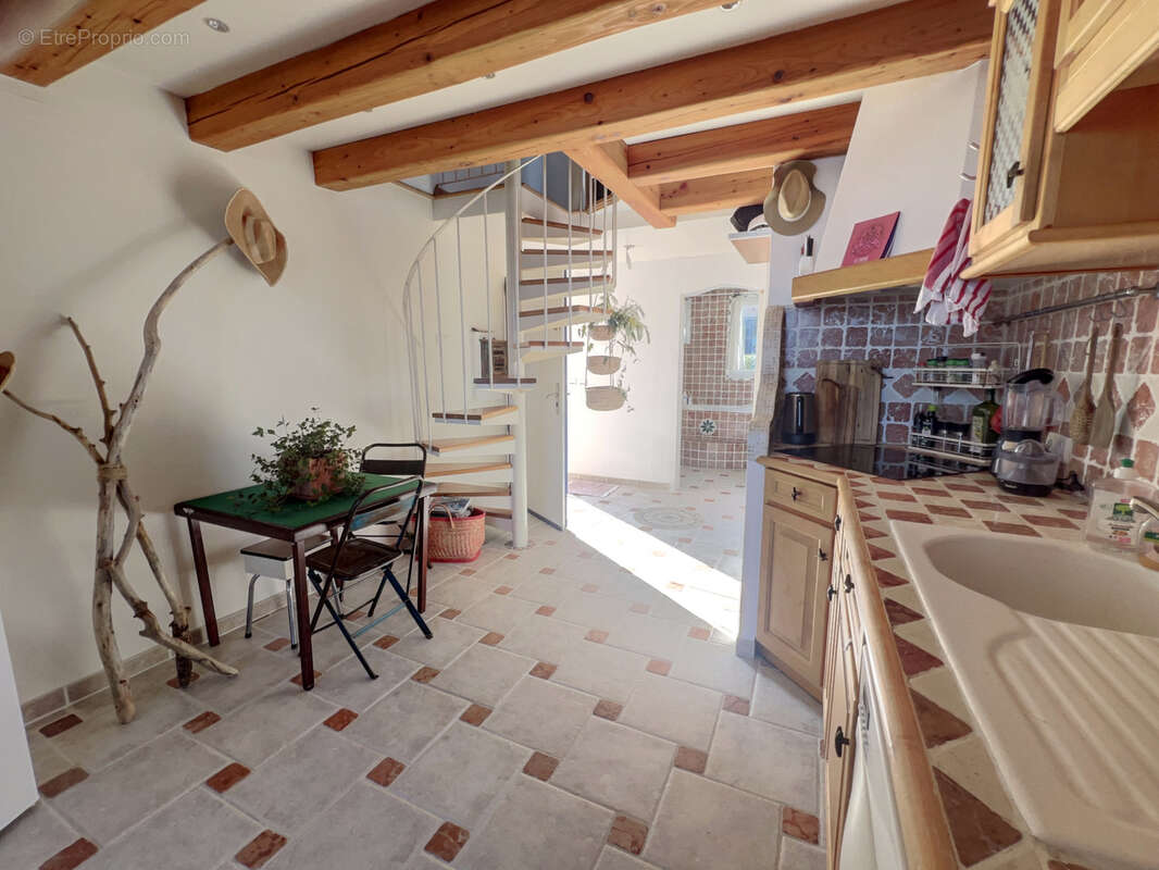 Appartement à FREJUS