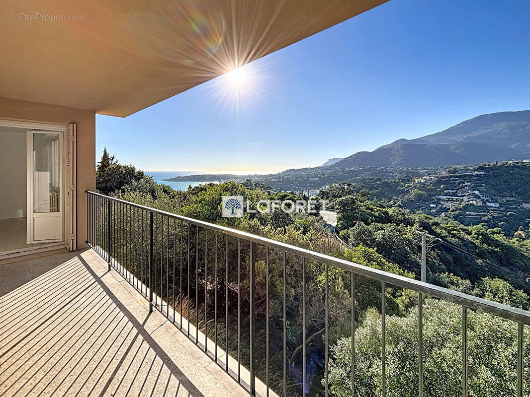 Appartement à MENTON