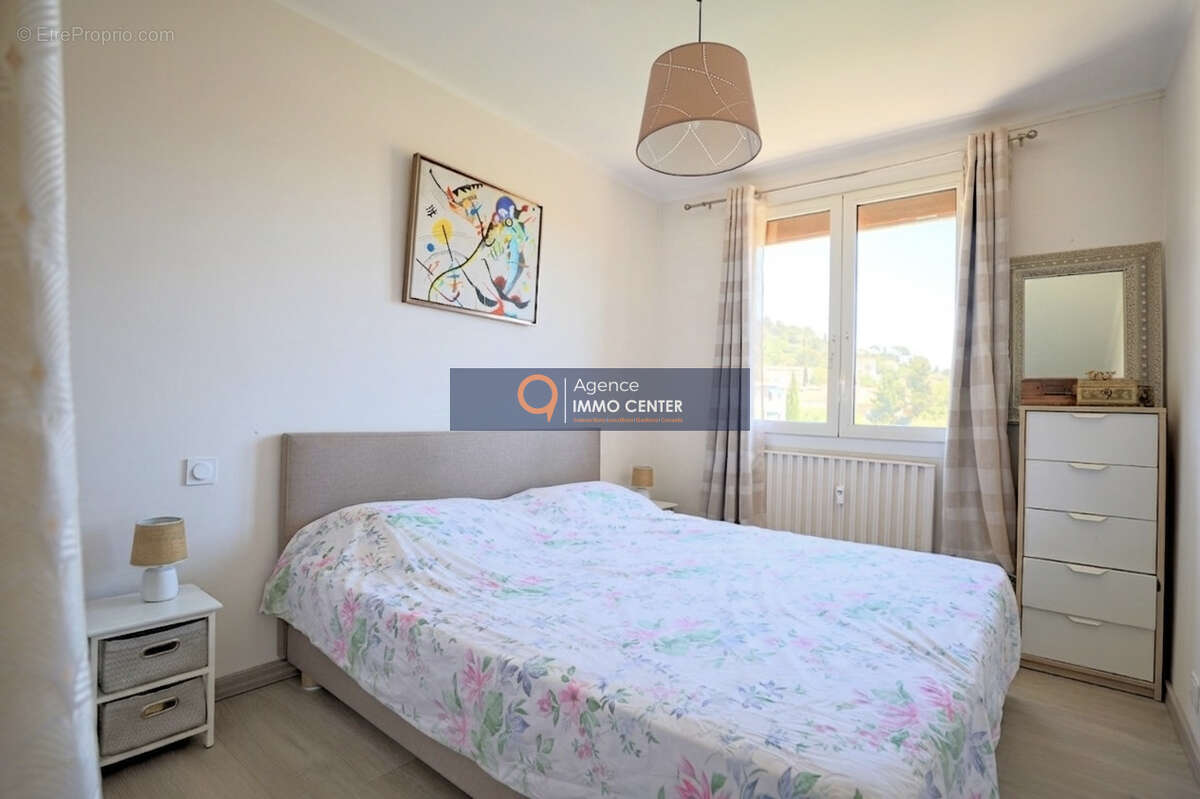 Appartement à HYERES