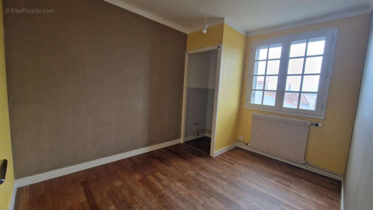 Maison à SAINT-JULIEN-DE-CONCELLES