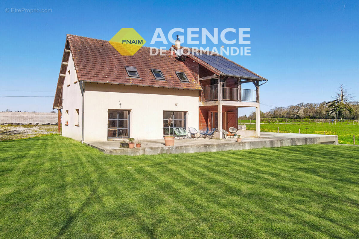 Maison à MONTREUIL-L'ARGILLE